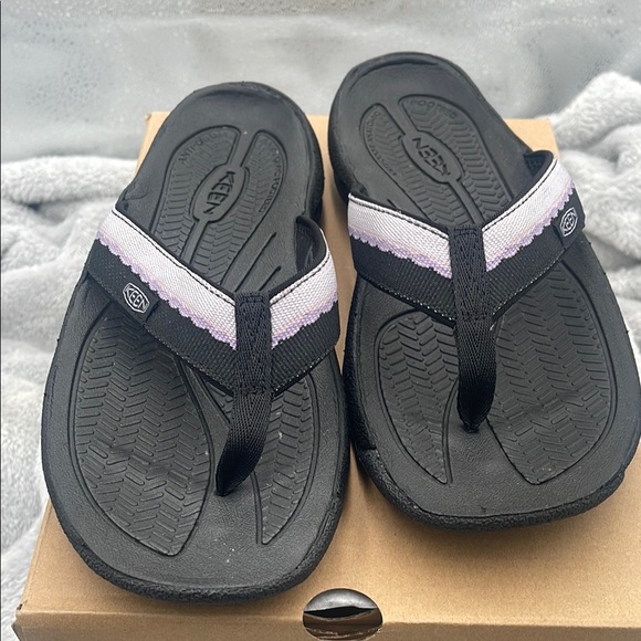 Keen Black and Purple Women's Sandals - Picture 1 of 5